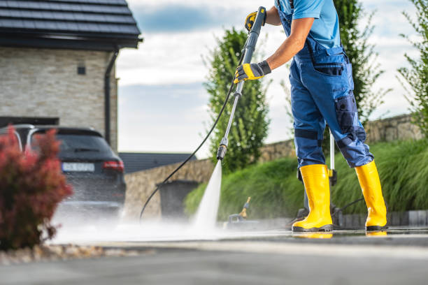 Best Sidewalk and Walkway Cleaning  in Fulshear, TX